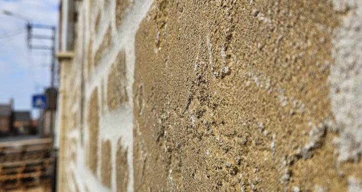 Enduit projeté pour étanchéité et isolation des façades à Valenciennes