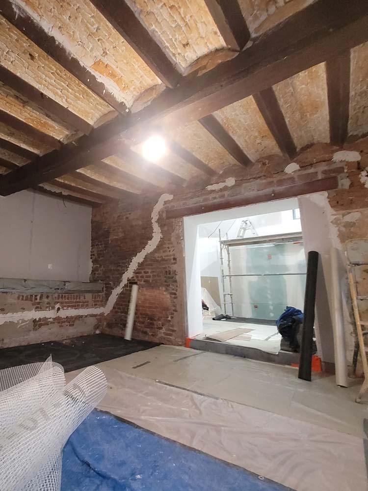 Transformation mur avant enduit